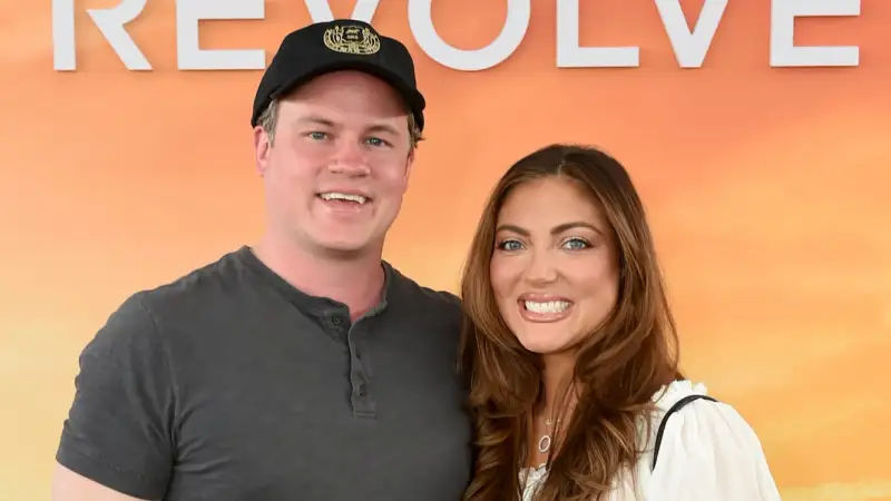 Is Jett Puckett married? Wife and Relationship Status
